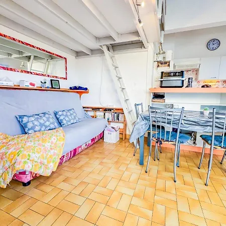 Apartament 4 Pers Piscine Parking Port Commerces